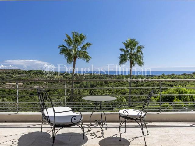 Proche Valbonne Propriété de luxe avec vue mer panoramique 380m² Valbonne