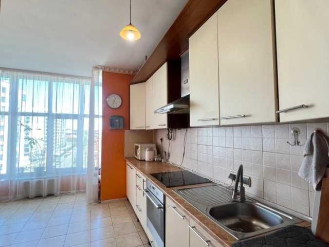 Продаж 4 кімнатной, Липины, Максима Кривоноса, 23