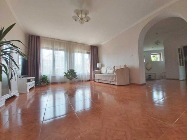 Продаж 6 к будинок Дніпро, Ювілейне, 168999 $