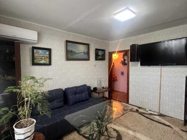 Продаж 2 кімнатной, Луцк, Коновальця, 10