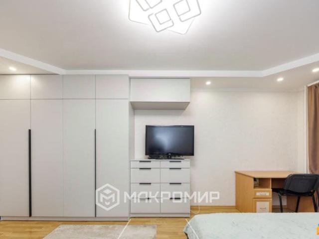 продажа жилая Брянск улица Романа Брянского, 12