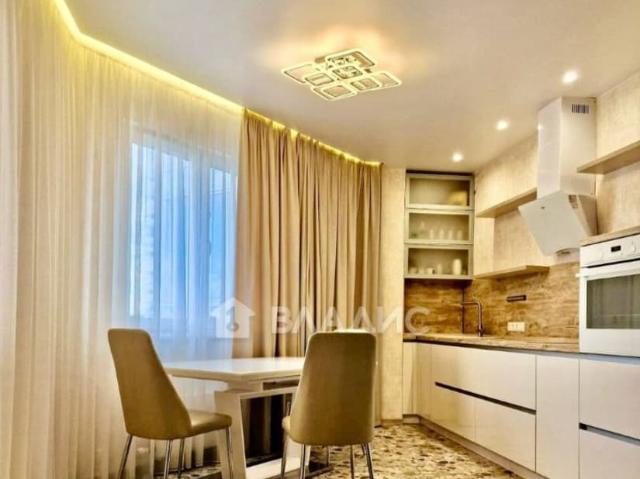 продажа жилая деревня Голубое проезд Сургутский, 1к1