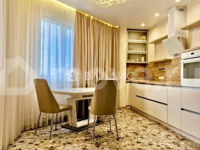 продажа жилая деревня Голубое ул. Сургутский пр, 1к1