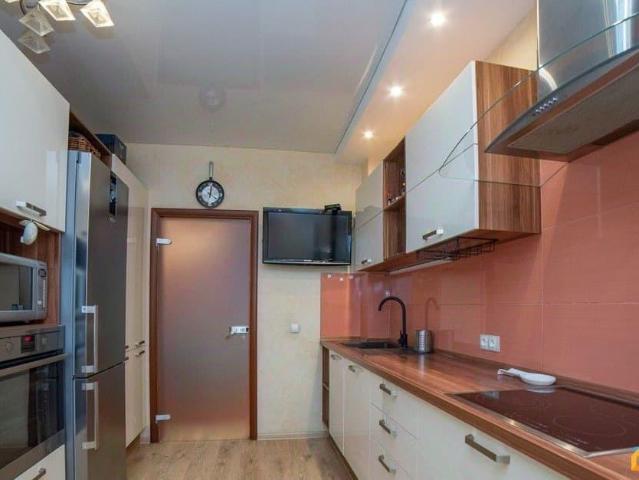 продажа жилая Екатеринбург улица Крылова, 27