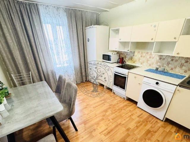 продажа жилая Екатеринбург улица Спутников, 11