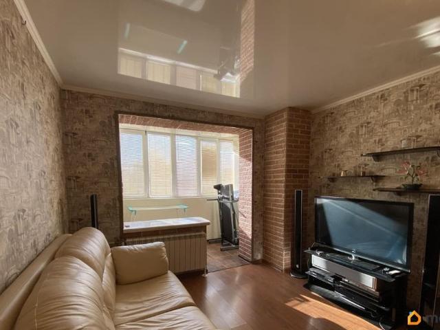 продажа жилая Челябинск улица Молодогвардейцев, 64б