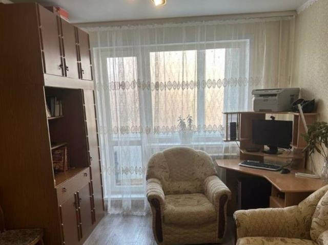 продажа жилая Красноярск улица Комарова, 8