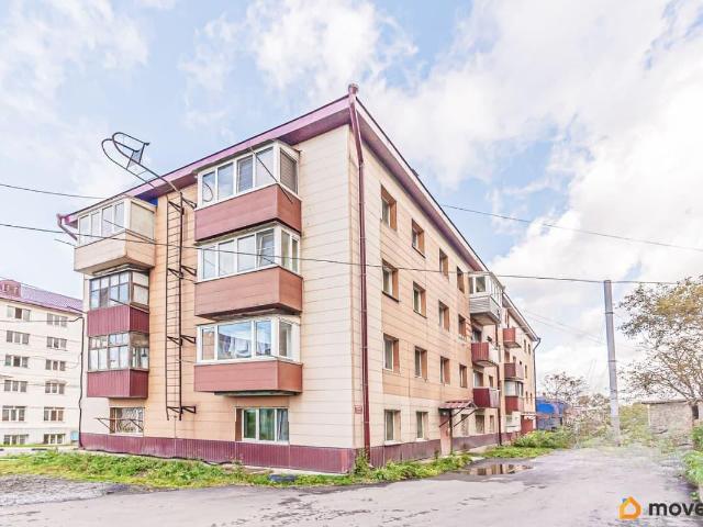продажа жилая Холмск улица Адмирала Макарова, 4