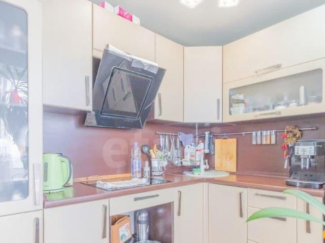 продажа жилая Холмск улица Крузенштерна, 4