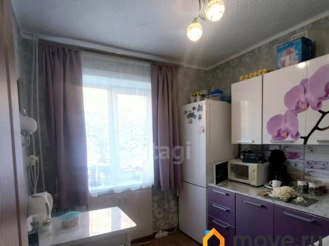 продажа жилая Холмск улица Крузенштерна, 4