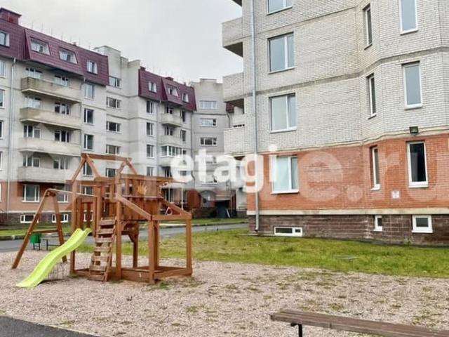продажа жилая Шлиссельбург ул. Чекалова, 47