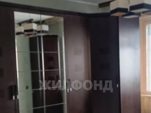 продажа жилая Новосибирск улица Красных Зорь, 1