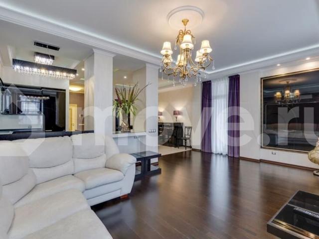 продажа жилая Санкт Петербург Средний пр т Васильевского острова, 85