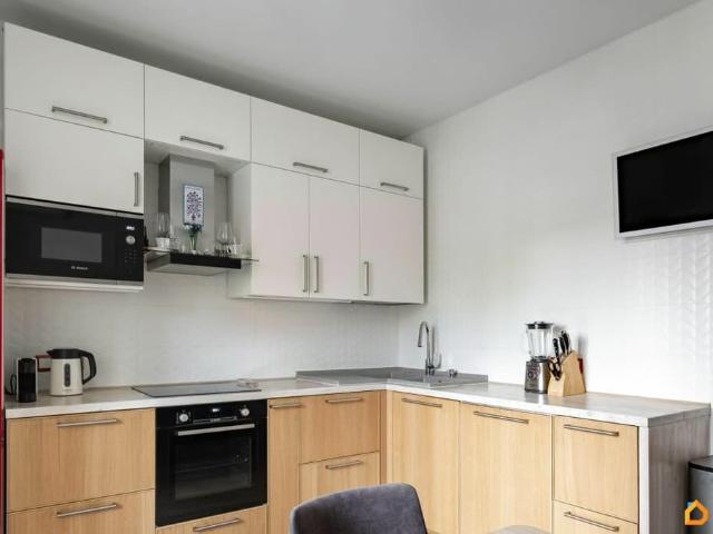 продажа жилая Санкт Петербург улица Жукова, 1