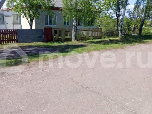 продажа жилая село Луговец ул. Полевая ул, 1