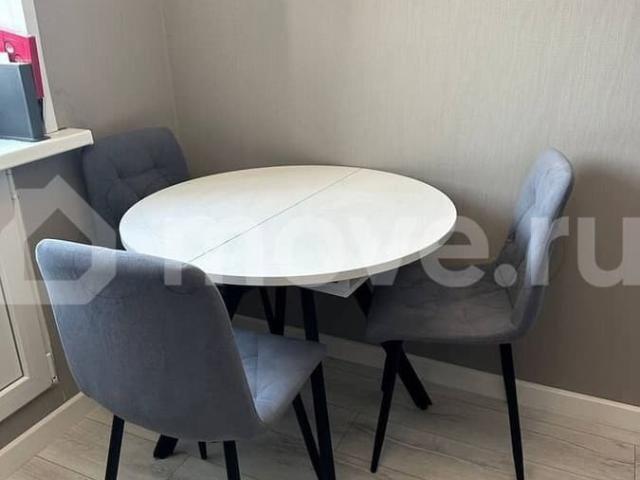 продажа жилая Стрежевой ул. Строителей, 55