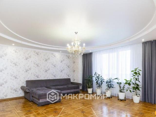 продажа жилая Сургут Университетская улица, 5