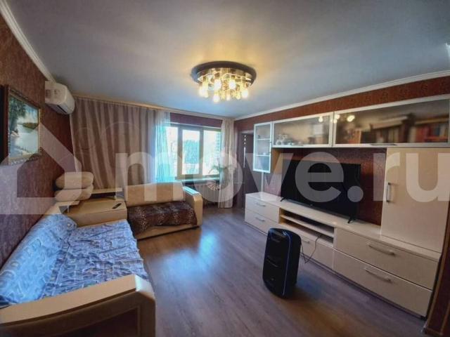 продажа жилая поселок Юбилейный ул. Саловская ул, 5а