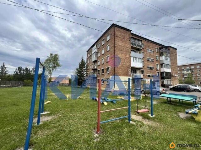 продажа жилая рабочий поселок Емельяново улица СПТУ 81, 2А