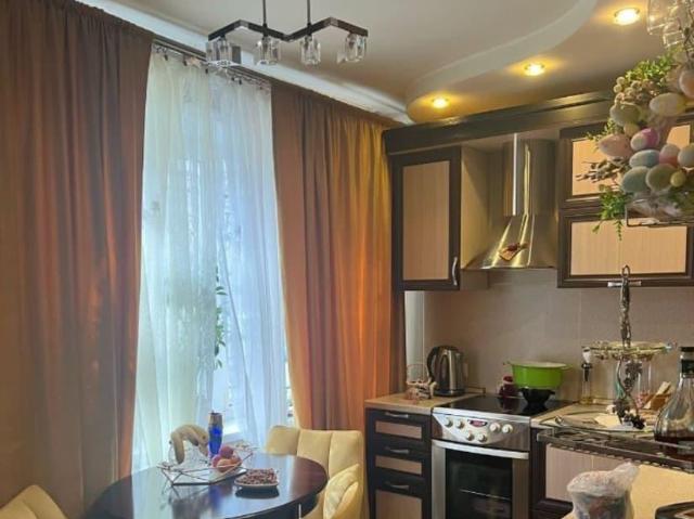 продажа жилая Райчихинск улица Калинина, 1
