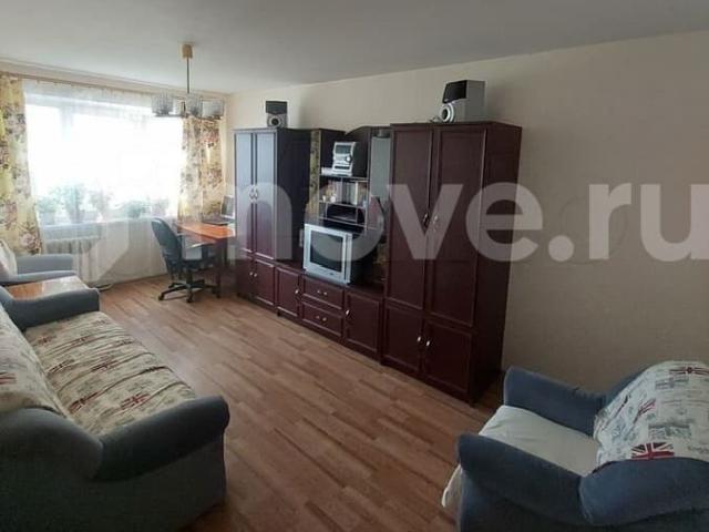 продажа жилая Волхов ул. Авиационная ул, 32