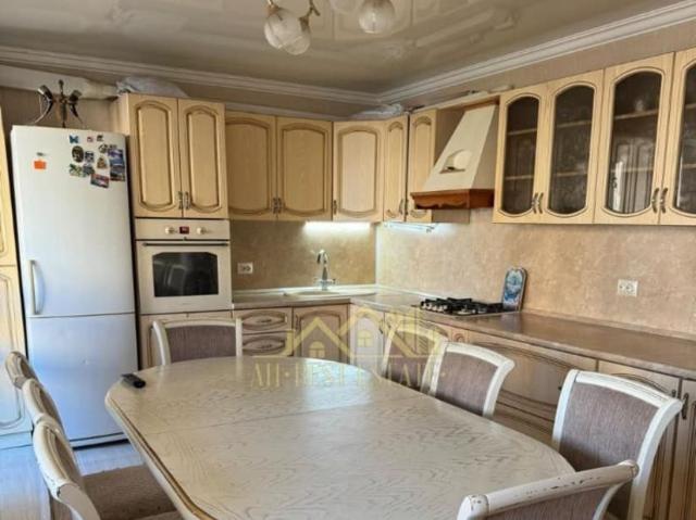 продажа жилая Владикавказ улица Братьев Щукиных, 63к3