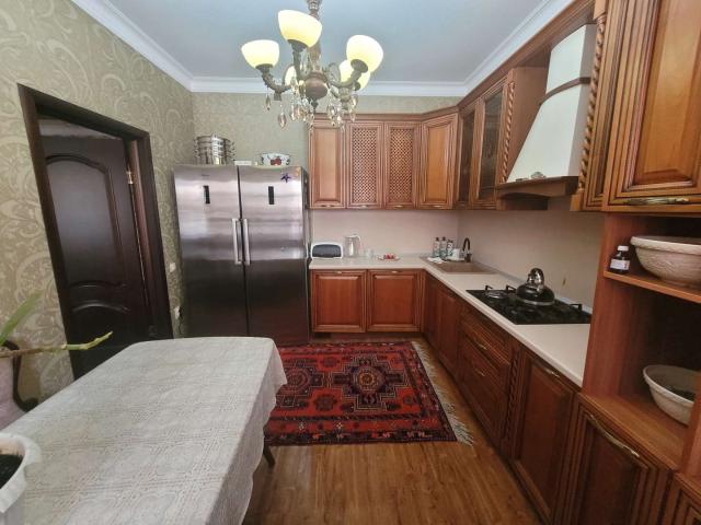 продажа квартира Астрахань Зеленгинская 4 я улица, 21