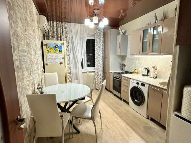 продажа квартира Верхнебаканский посёлок улица Титан, 23