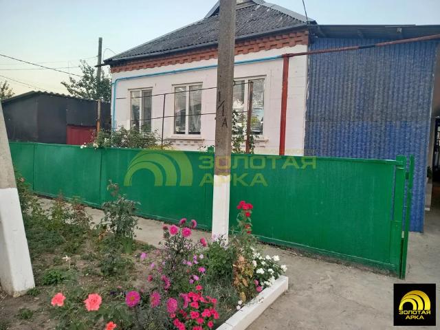продажа коттедж Славянск на Кубани ул. Краснодарская, 267
