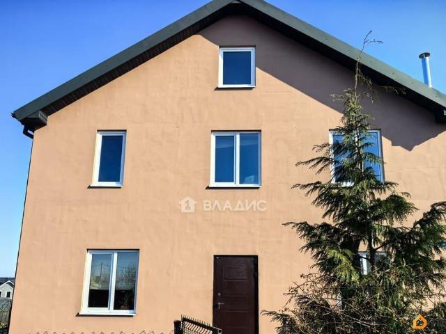 продажа загородная Балтийск улица Яблочная, 8
