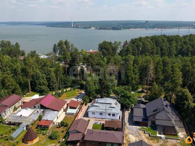 продажа загородная Бердск Морская улица, 2