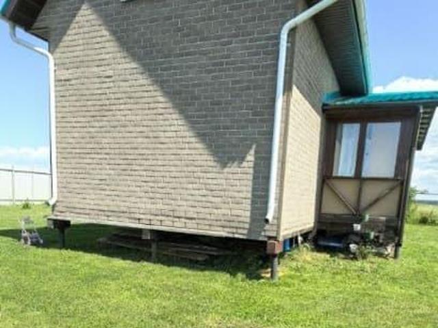 продажа загородная деревня Бердь улица Гагарина, 20