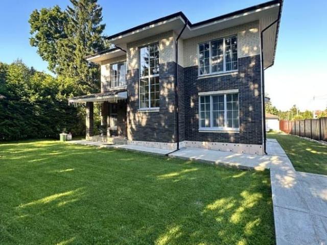 продажа загородная деревня Мураново улица Живописная, 18А