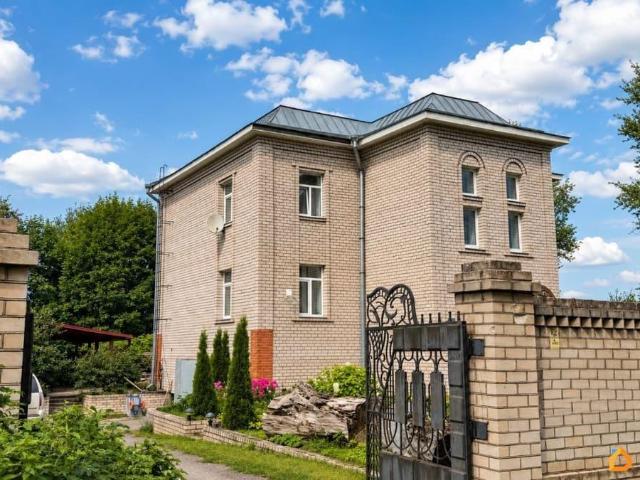 продажа загородная Окуловка Театральная улица, 2А