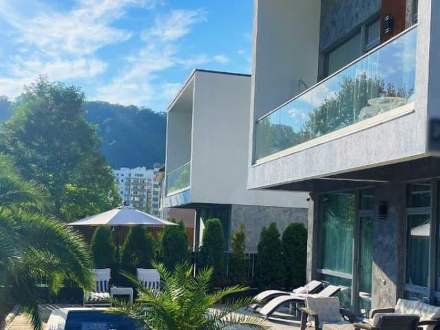 продажа загородная Сочи улица Яблочная, 24А