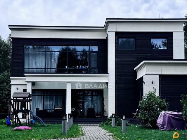 продажа загородная Санкт Петербург Соловьиная улица, 13к2