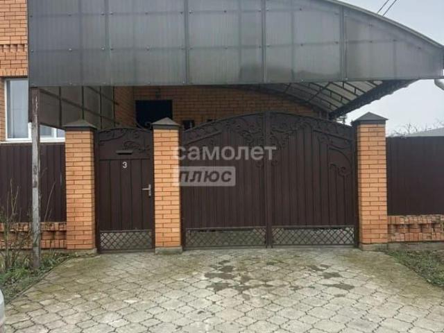 продажа загородная село Юровка улица Кавказская, 3