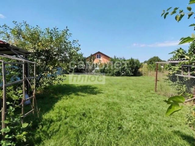 продажа загородная село Юровка улица Октябрьская