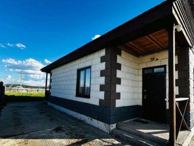 продажа загородная село Урик улица Тепличная, 38А