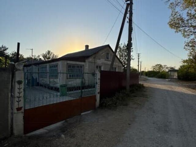 продажа загородная село Белая скала ул. Октябрьская