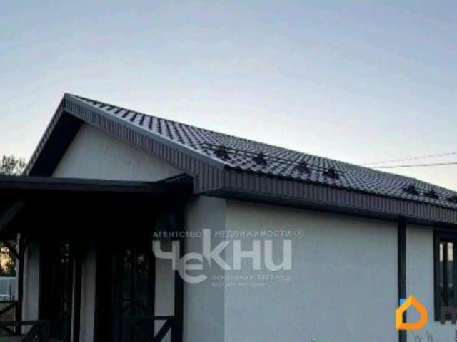 продажа загородная село Безводное улица Сиреневая, 2