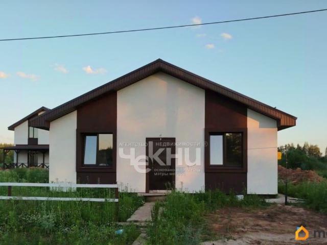 продажа загородная село Безводное улица Сиреневая, 4