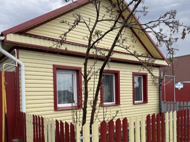 продажа загородная село Иртыш улица Бархатовой, 108