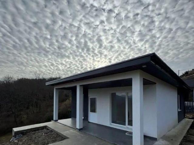 продажа загородная село Красная Воля улица Алычовая