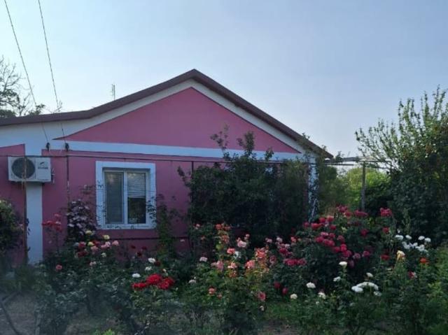 продажа загородная село Луганское улица Ленина, 19