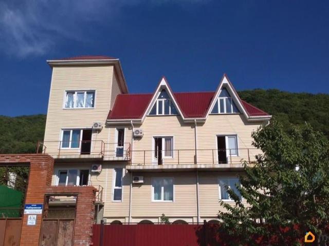 продажа загородная село Небуг Набережная улица, 4А