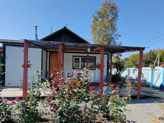 продажа загородная село Новомихайловка Садовая улица, 2