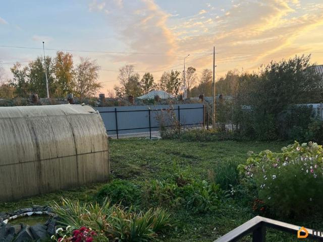 продажа загородная село Раздольное Светлая улица