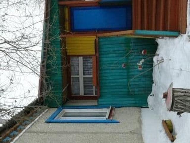 продажа загородная село Саянск ул. полдома, благоустроенные