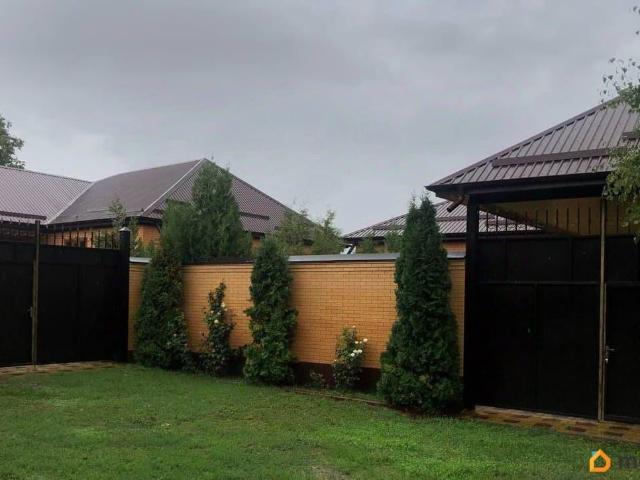 продажа загородная станица Троицкая улица Чапаева